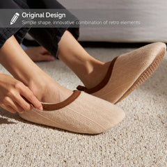 Warm linen beige with chestnut trim